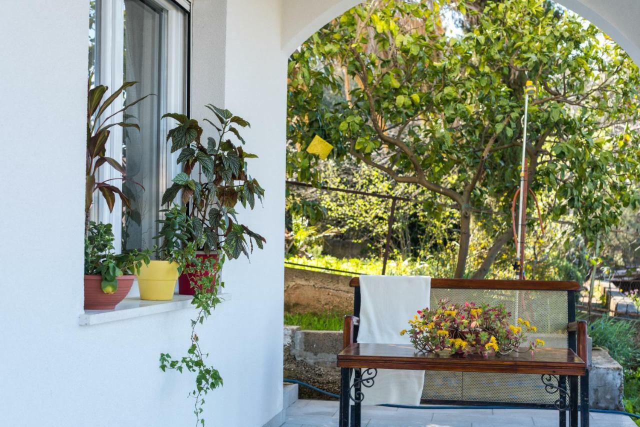 Apartment Okrug Gornji - Trogir With Sea View Exterior photo