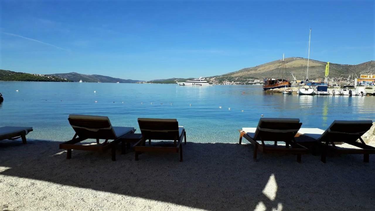 Apartment Okrug Gornji - Trogir With Sea View Exterior photo